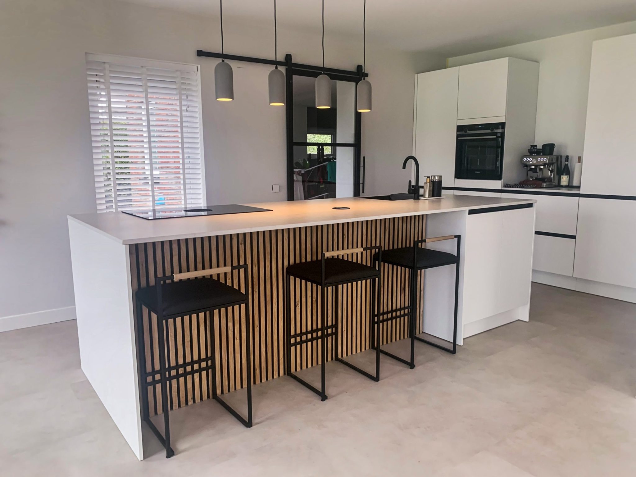 akupanel-rustic-natural-oak-kitchen-island